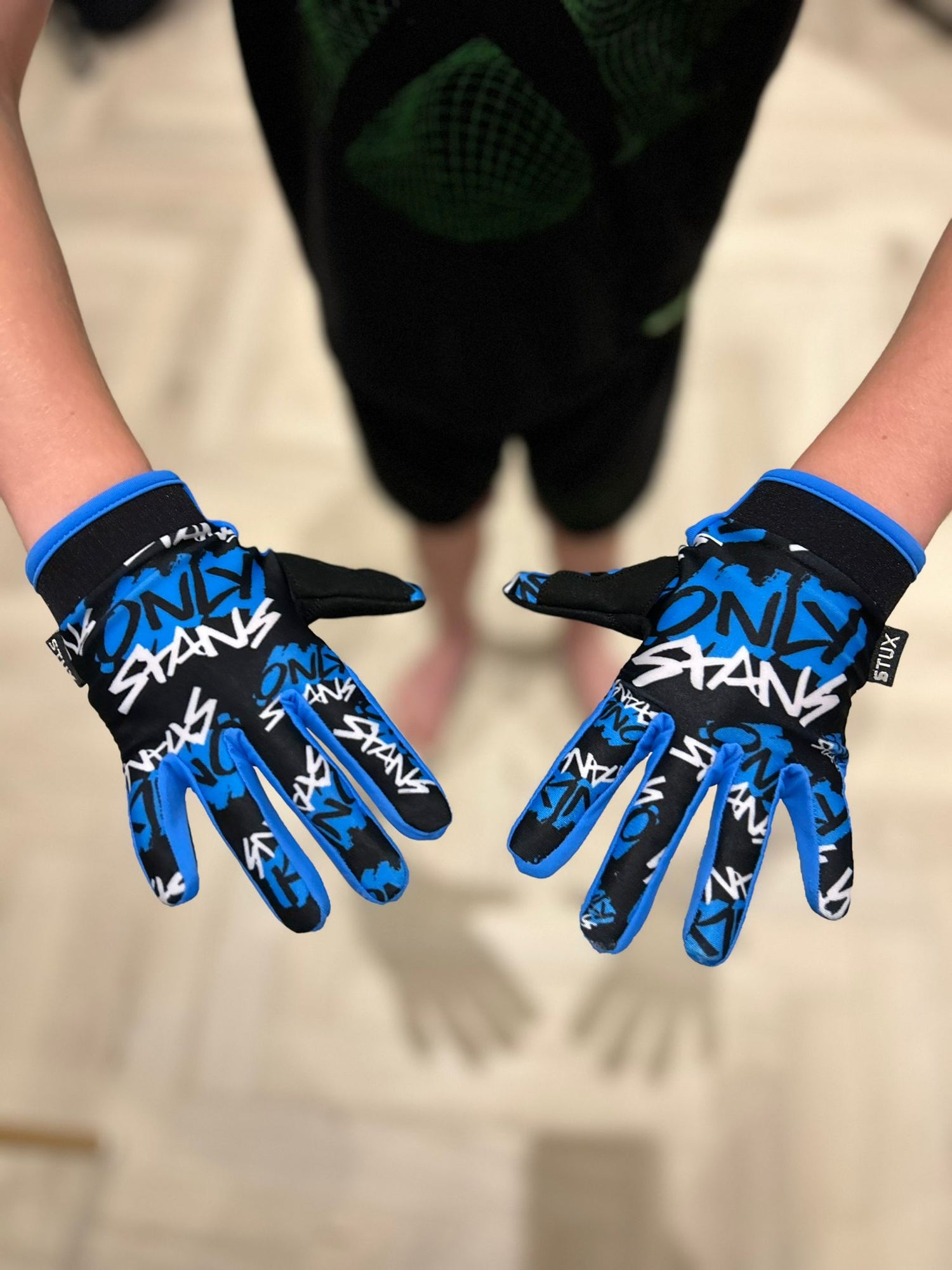 OS Youth Gloves